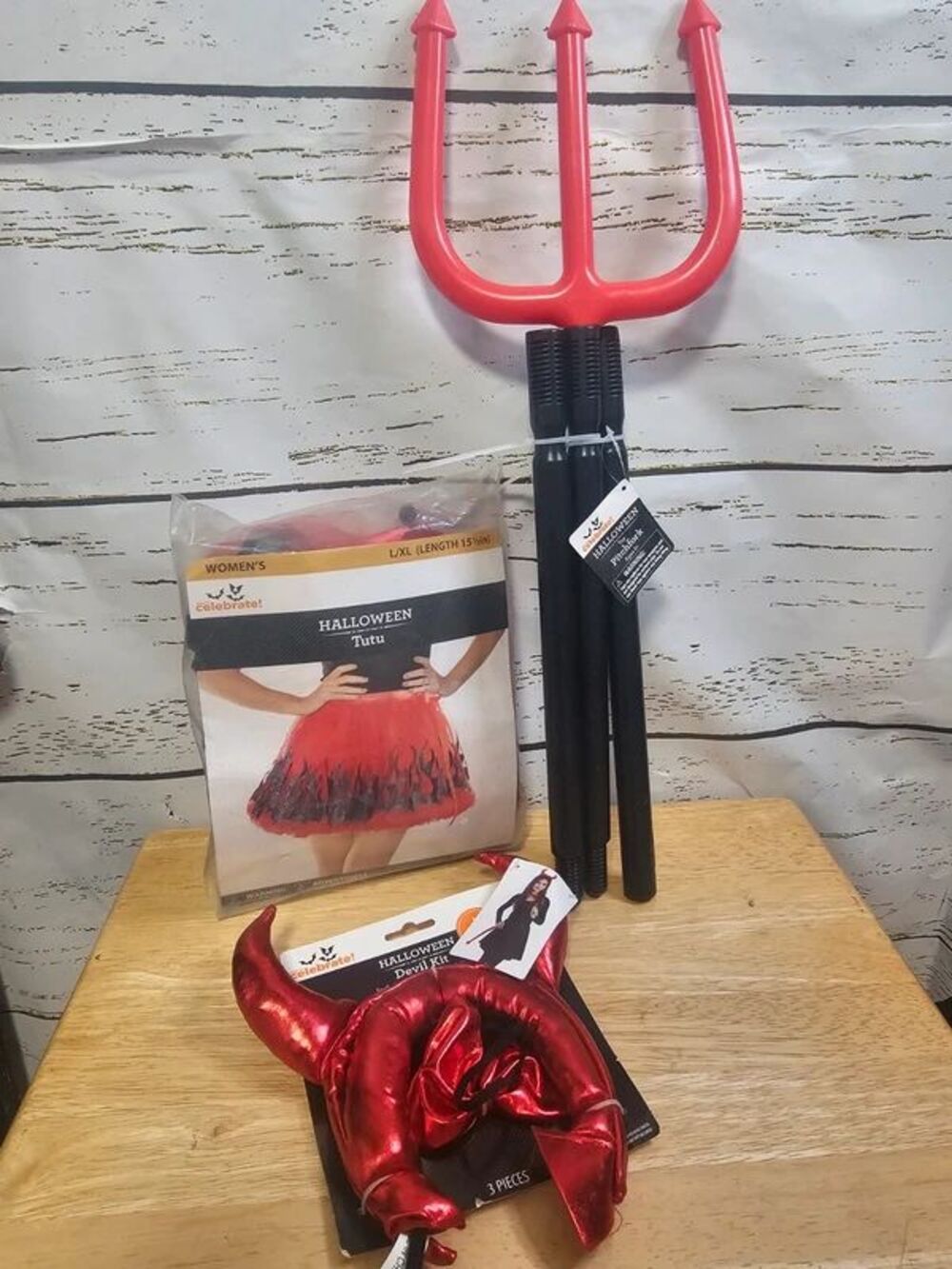 Women’s Devil Halloween Costume Set L/XL Tutu Horns Tail Pitchfork